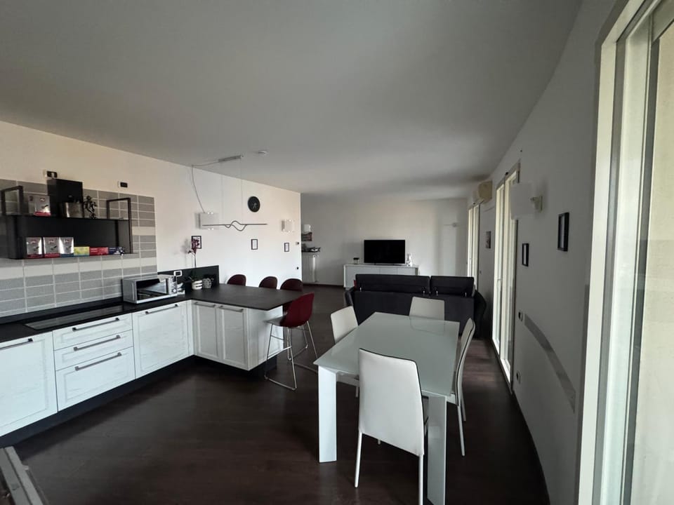 Lanternalba appartamento con vista sul porto antico Apartment in Genoa