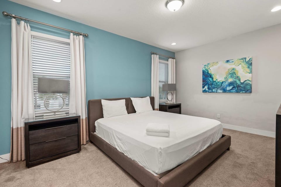 Cozy Reunion home with private pool & air hockey House in Four Corners