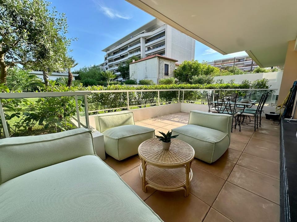 Patio, Garden view