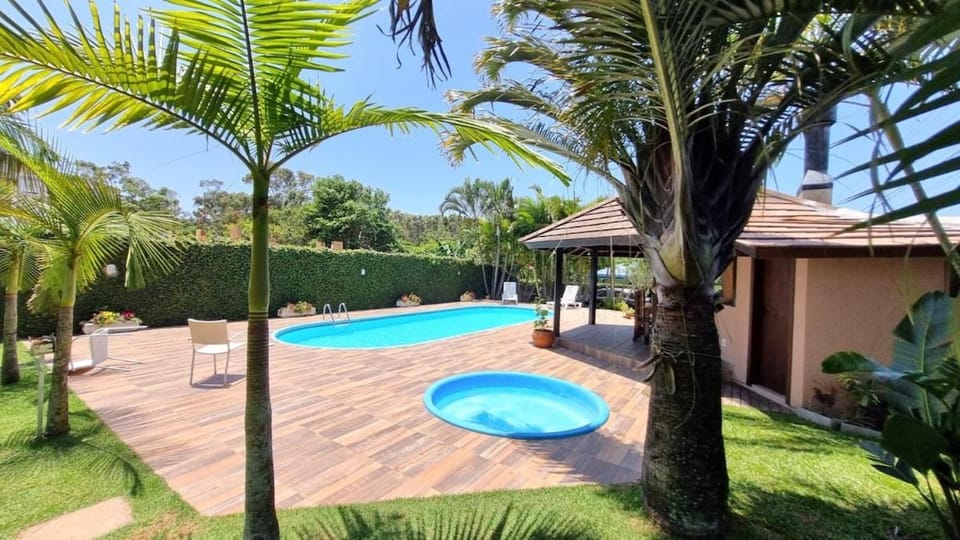 Casa Paraíso com piscinas e espaço gourmet House in Florianopolis