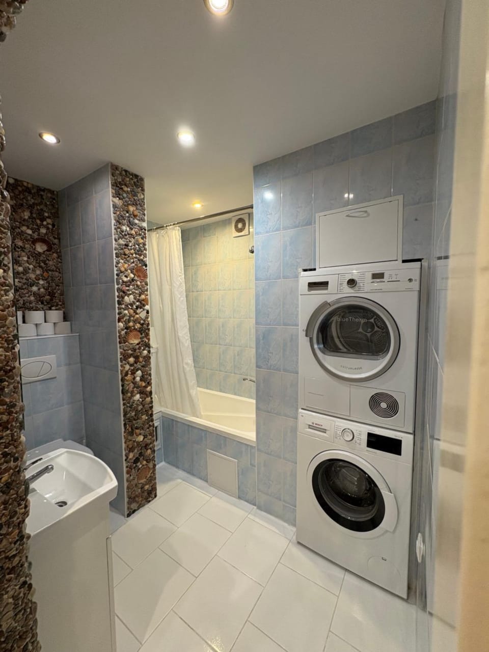 Shower, Bathroom, Bath, washing machine, dryer