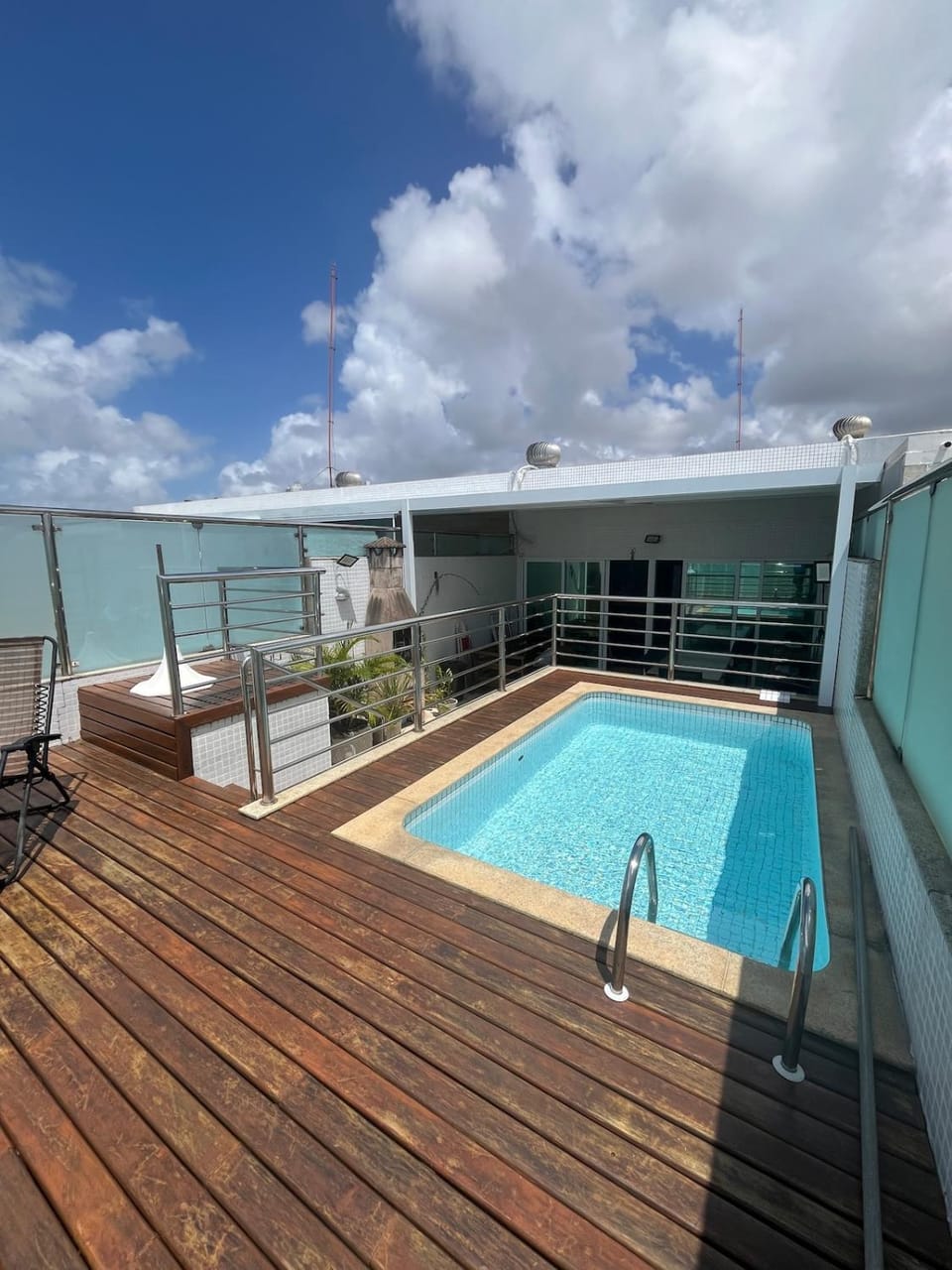 Cobertura beira-mar com piscina privativa e 117m Apartment in João Pessoa