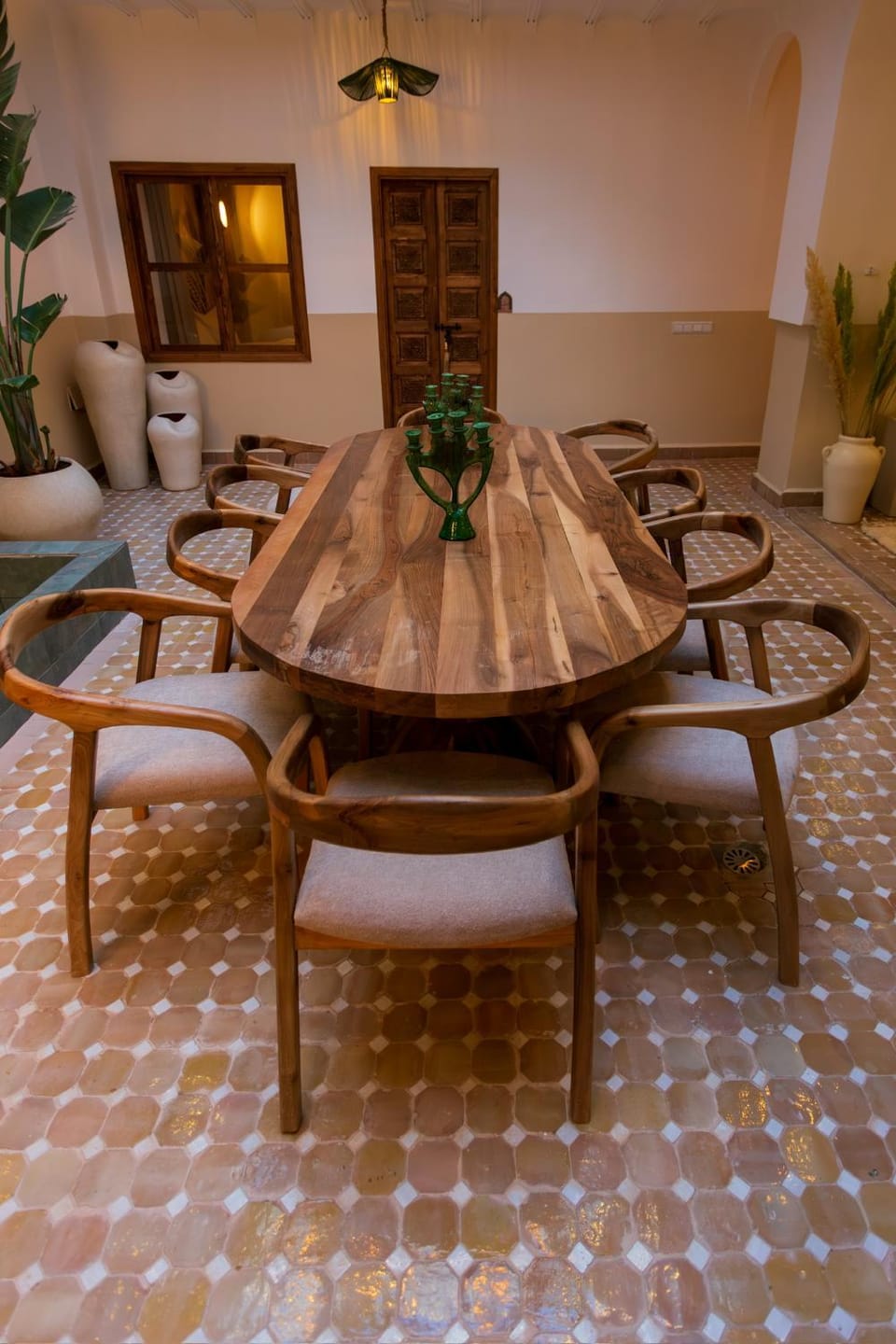 Riad KAMA Riad privatisé avec terrasse, bassin et 5 chambres House in Marrakesh