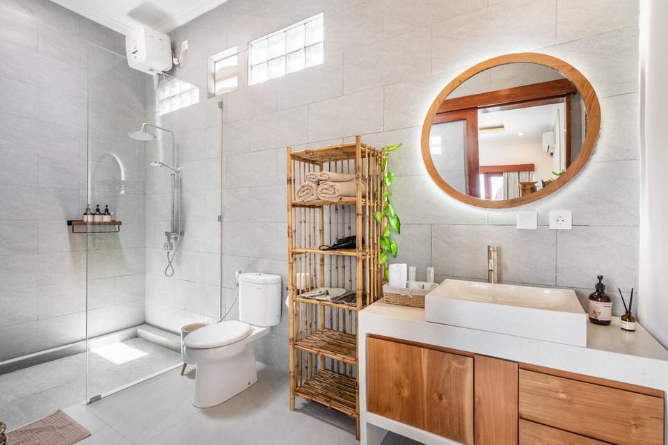 Shower, Bathroom, towels