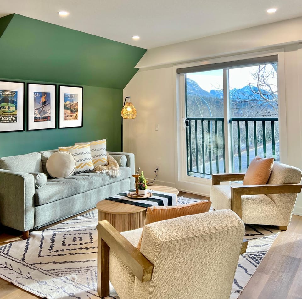 Living room, Seating area, Mountain view
