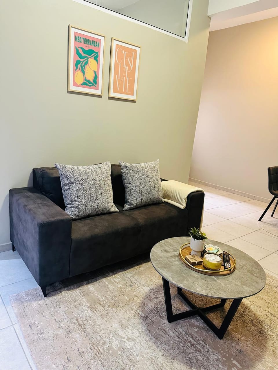 Rosebank Prime Access , Washer, Wi-Fi, Parking Apartment in Johannesburg