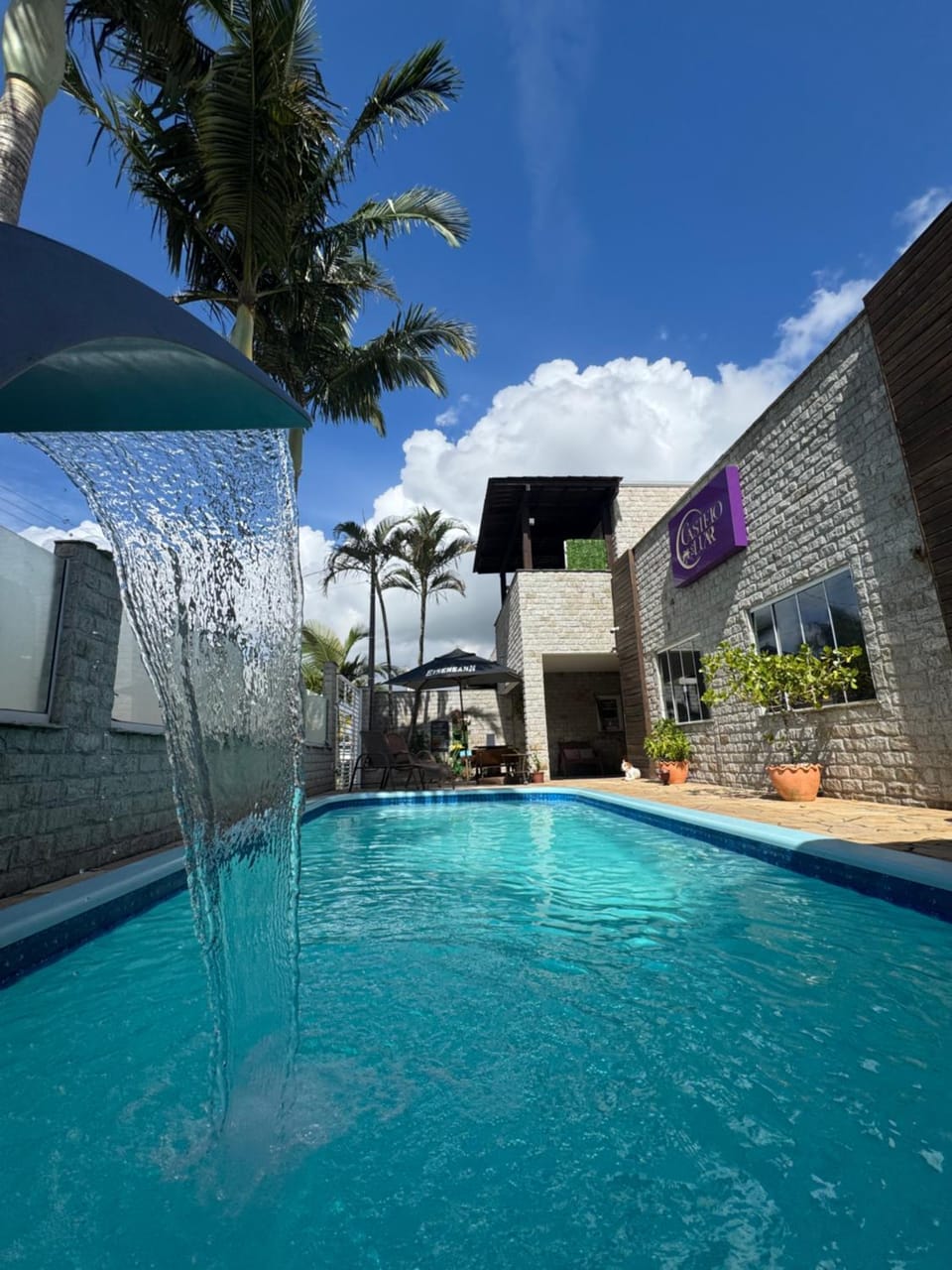 Facade/entrance, Swimming pool