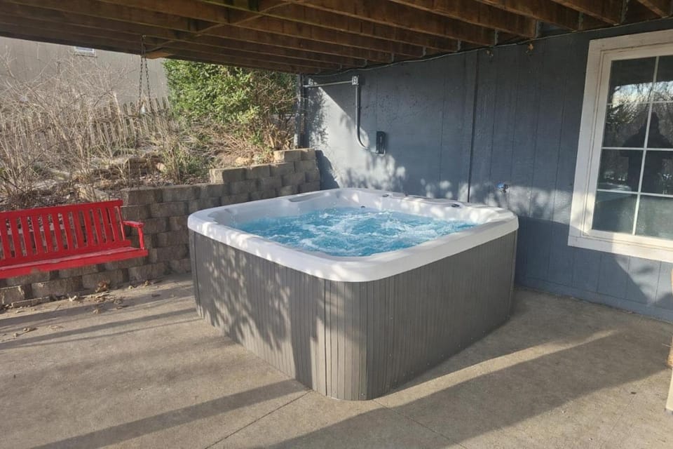 Hot Tub