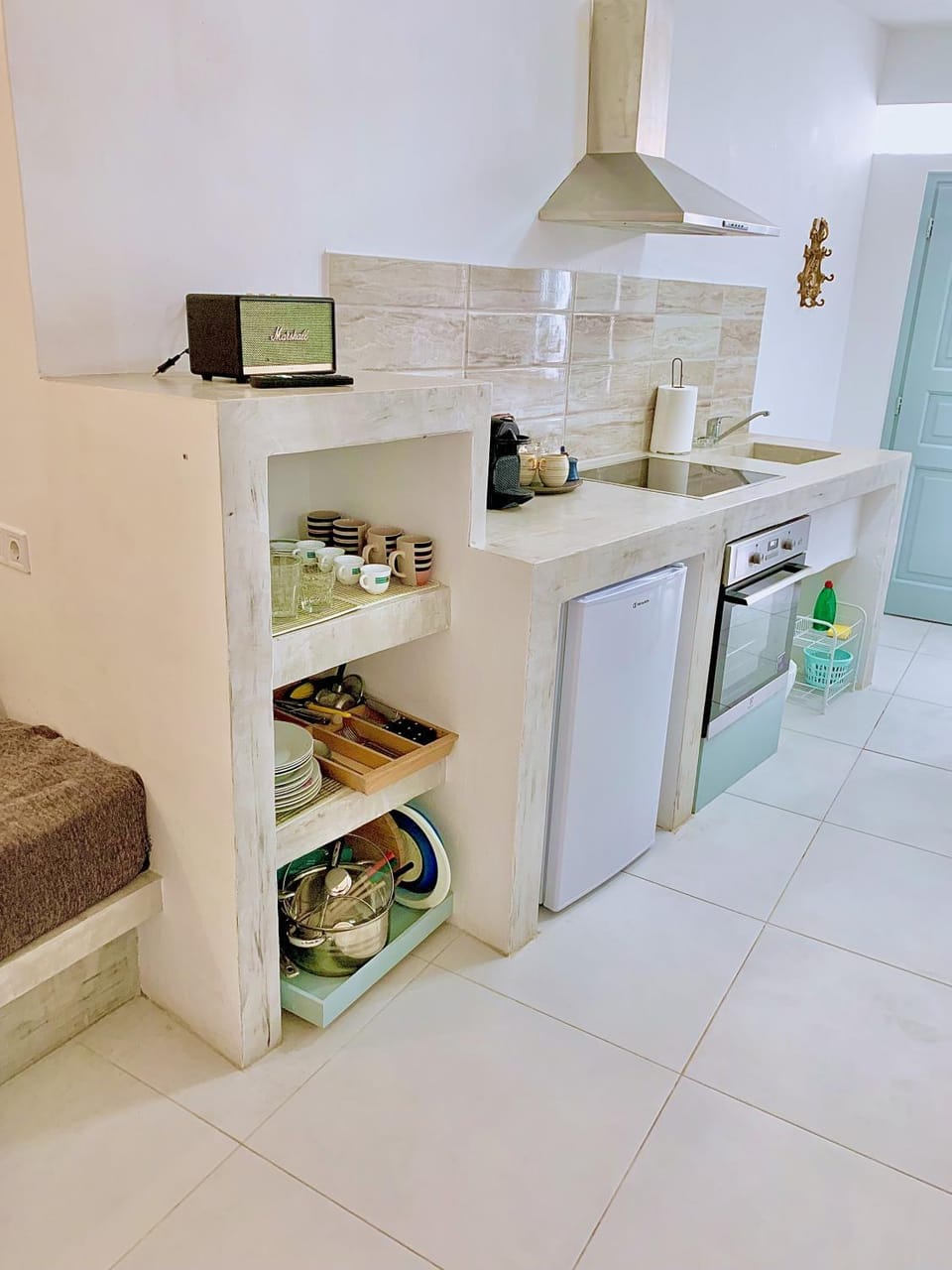 Kitchen or kitchenette, minibar, oven, pet friendly, stove