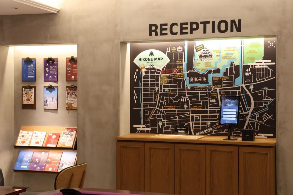 Lobby or reception, Text overlay