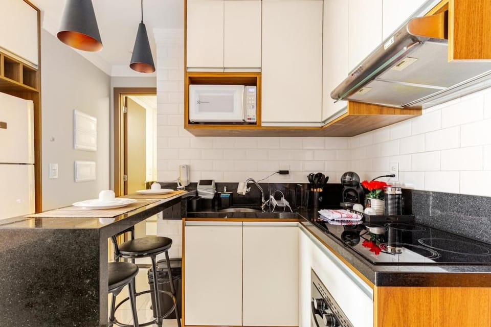 Coffee/tea facilities, Kitchen or kitchenette, Dining area, oven, pet friendly, stove, toaster