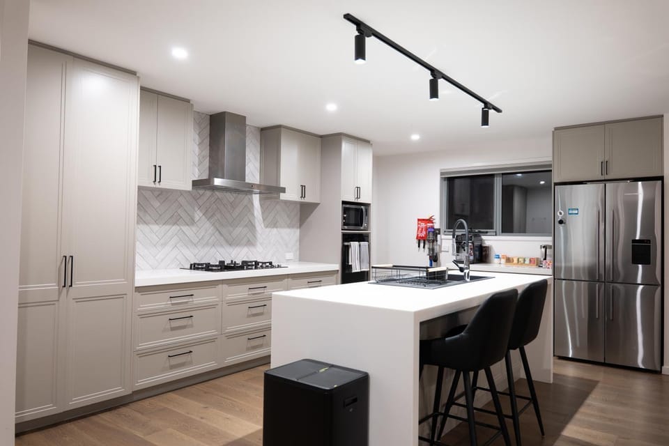 Luxurious Home, Danson in Valleys House in Glenorchy