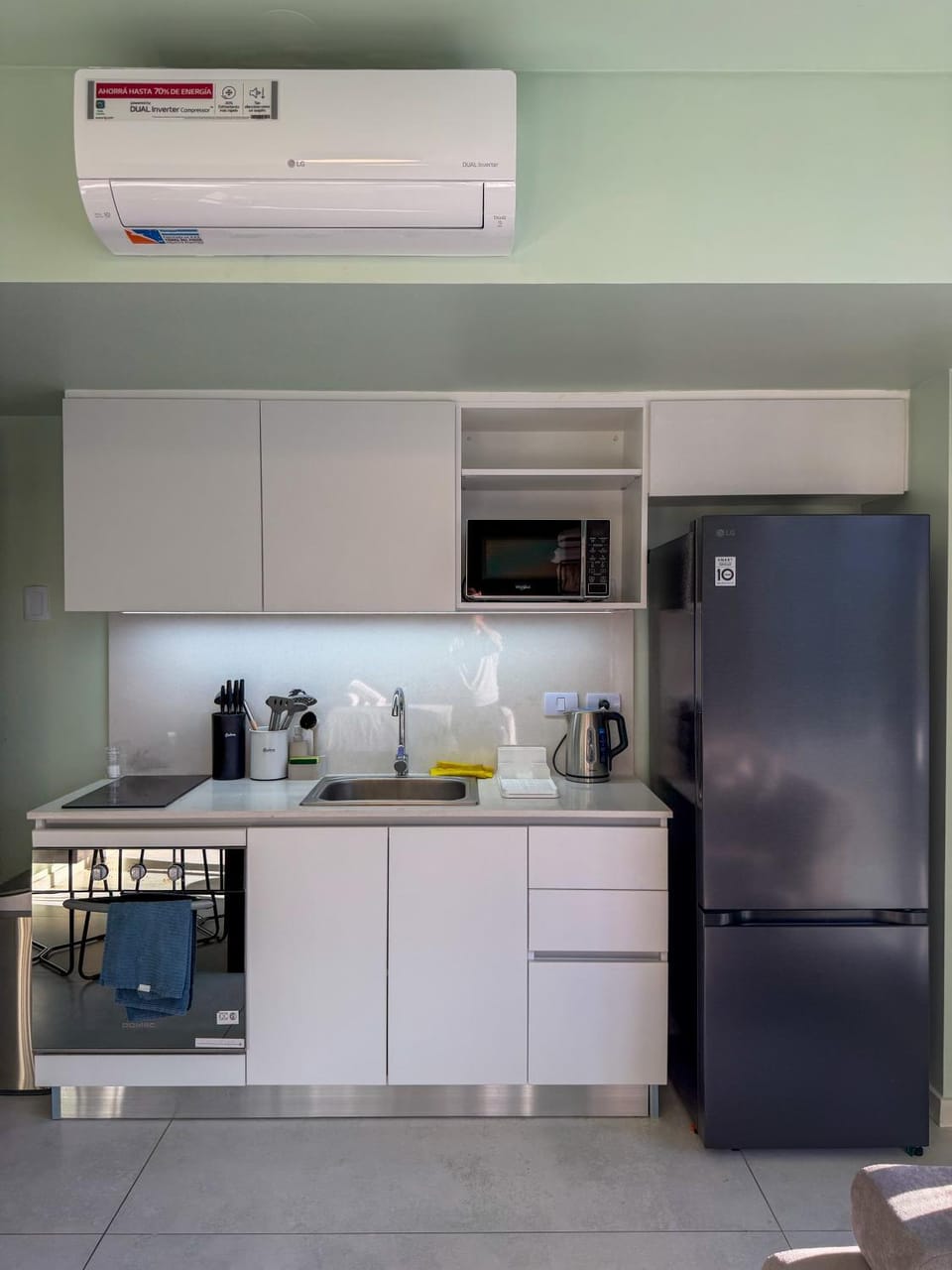 Foster Studio - Park 5 Apartment in Buenos Aires