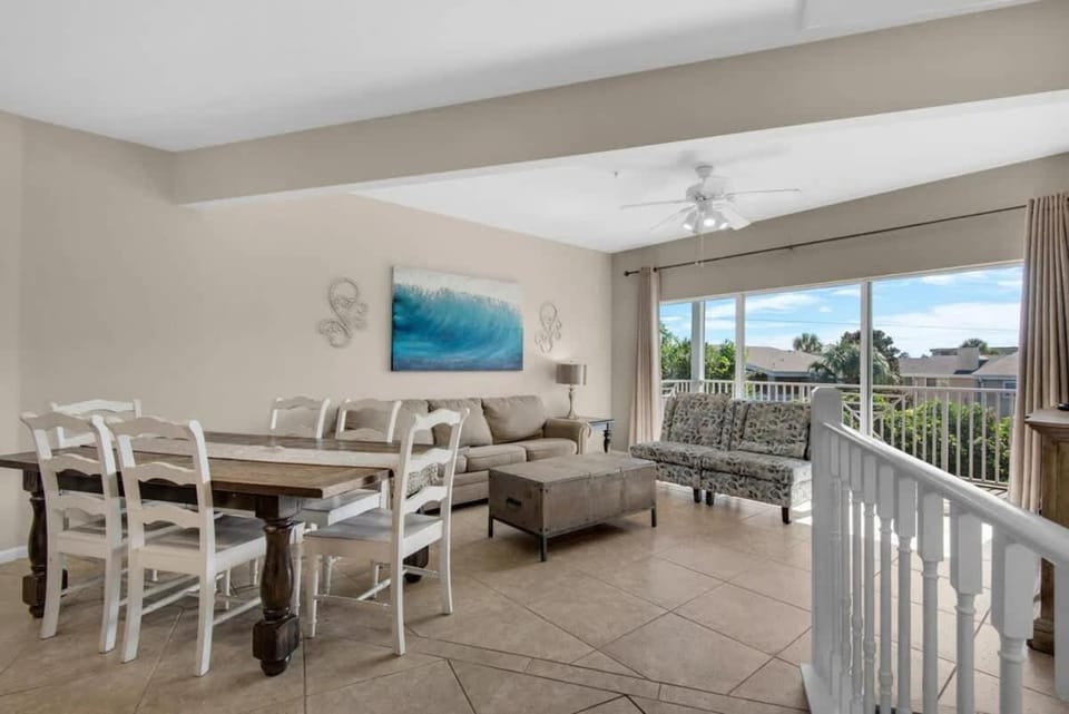 Bright 3BR Townhome Gulf Views & Steps to Beach House in Destin