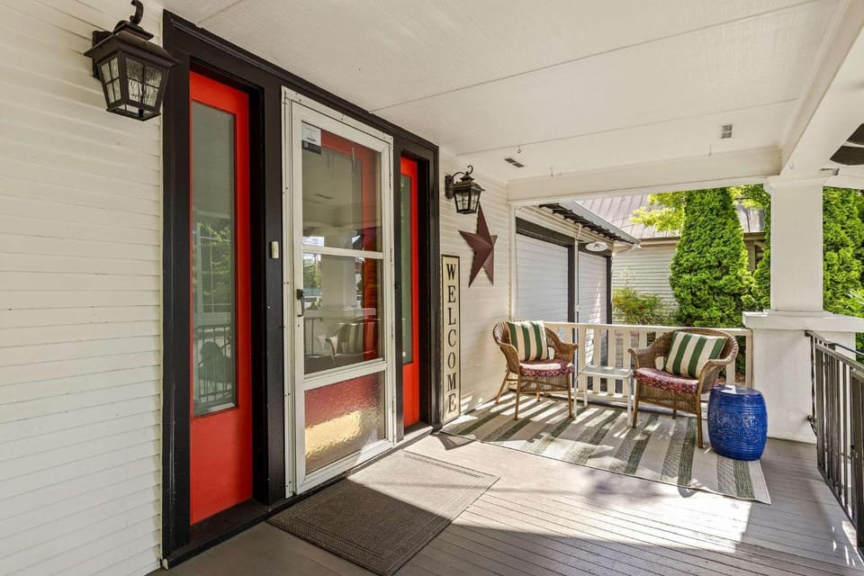 5th St Bungalow - Historic Charm Near 3rd St House in McMinnville