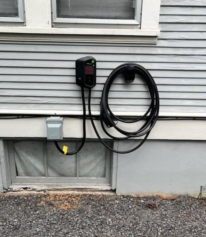 Vino e Vita Historic Pet-Friendly Home-EV Charger House in McMinnville
