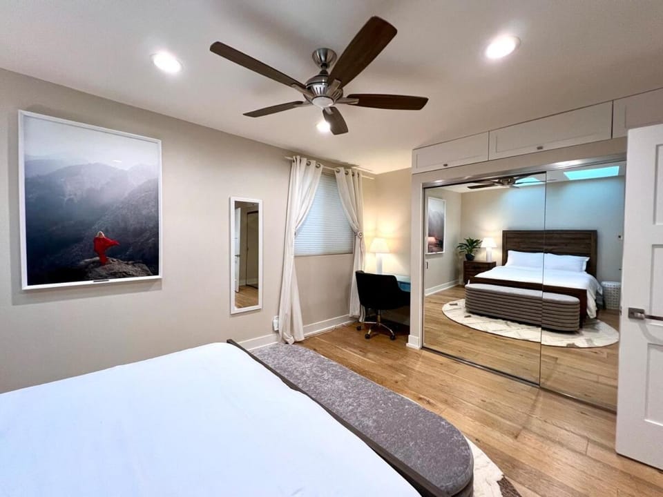 Bed, Bedroom