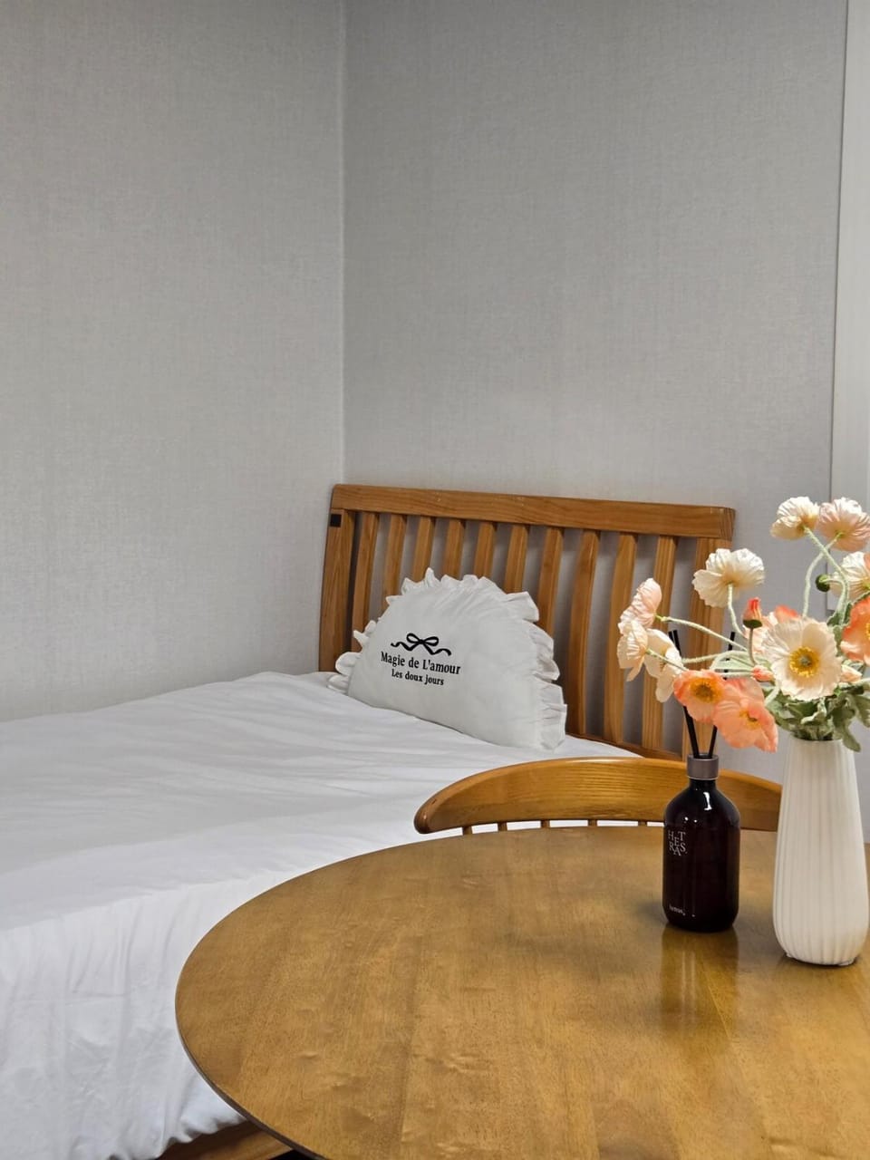 3 Rooms Private Sun Yudo Station 4 Minutes Dangsan Station 6 Minutes Hongdae Kimpo Airport Yeouido Yeongdeungpo-gu Hangang Park Sensational Accommodation 8 People Seoul Apartment in Seoul