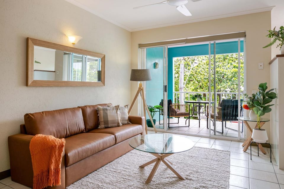 Coconut Palms - In the Heart of Port Douglas & Near the Beach 'Adults Only' Apartment in Port Douglas