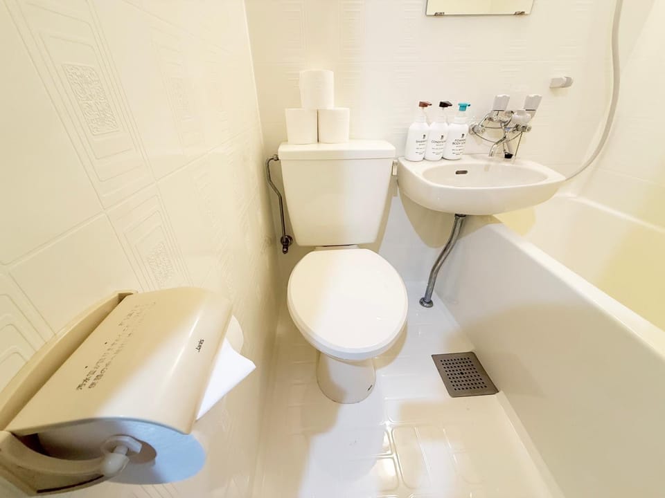 東三国民泊 Apartment in Osaka