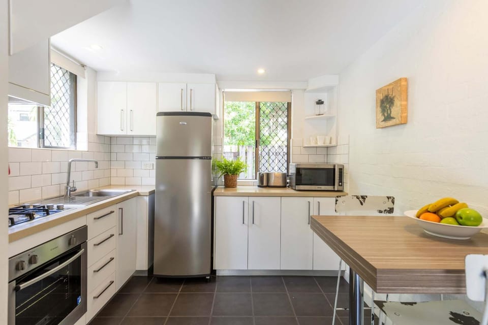 Bayshore Bungalow 9 - Oceanstays House in Byron Bay