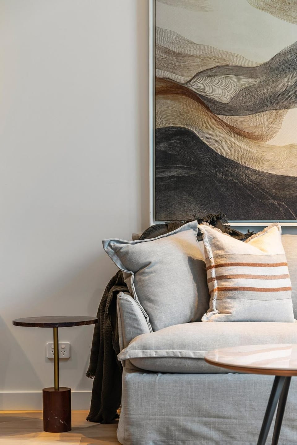Iconic Queensbridge New Designer Living Apartment in Southbank