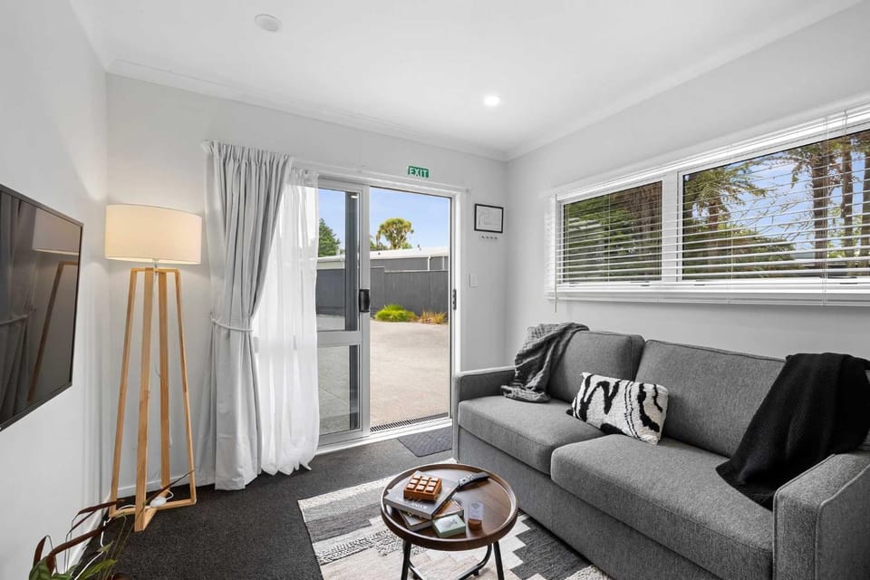 Naki Nook - Accommodation Stratford House in Taranaki, New Zealand