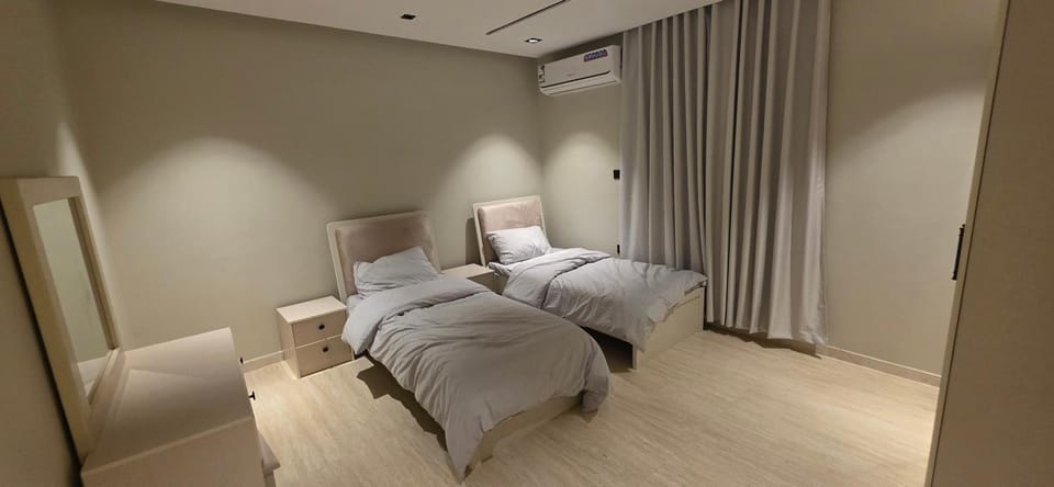 شقة فاخرة بجوار حديقة ممشى اليمامة Apartment in Jeddah