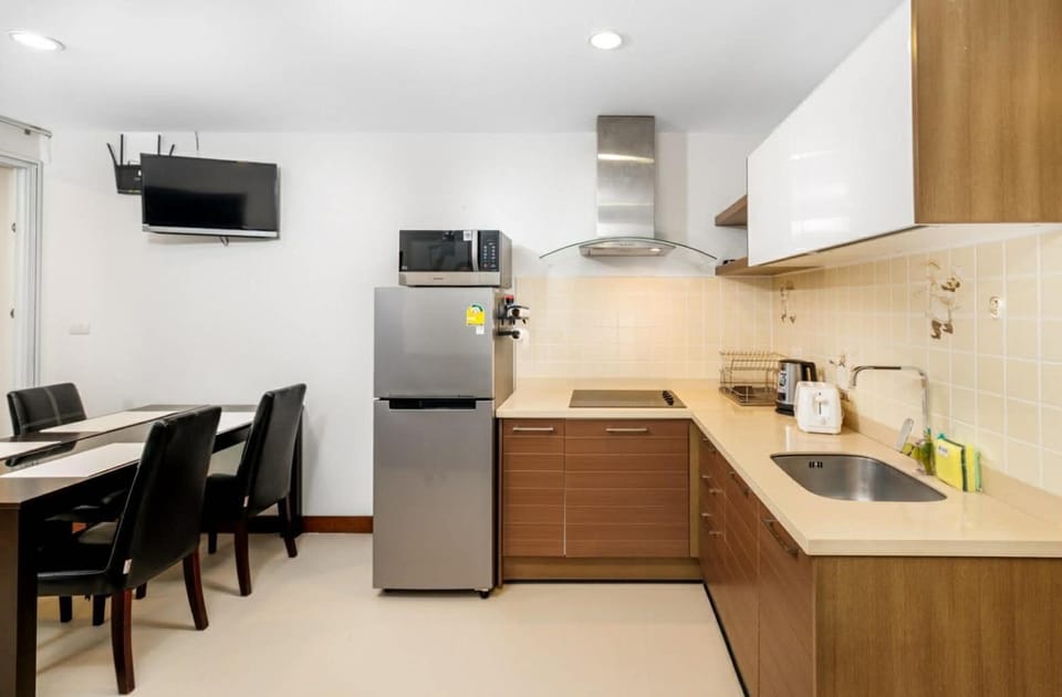 Karon Sea View 2 Bedrooms Apartment Apartment in Phuket