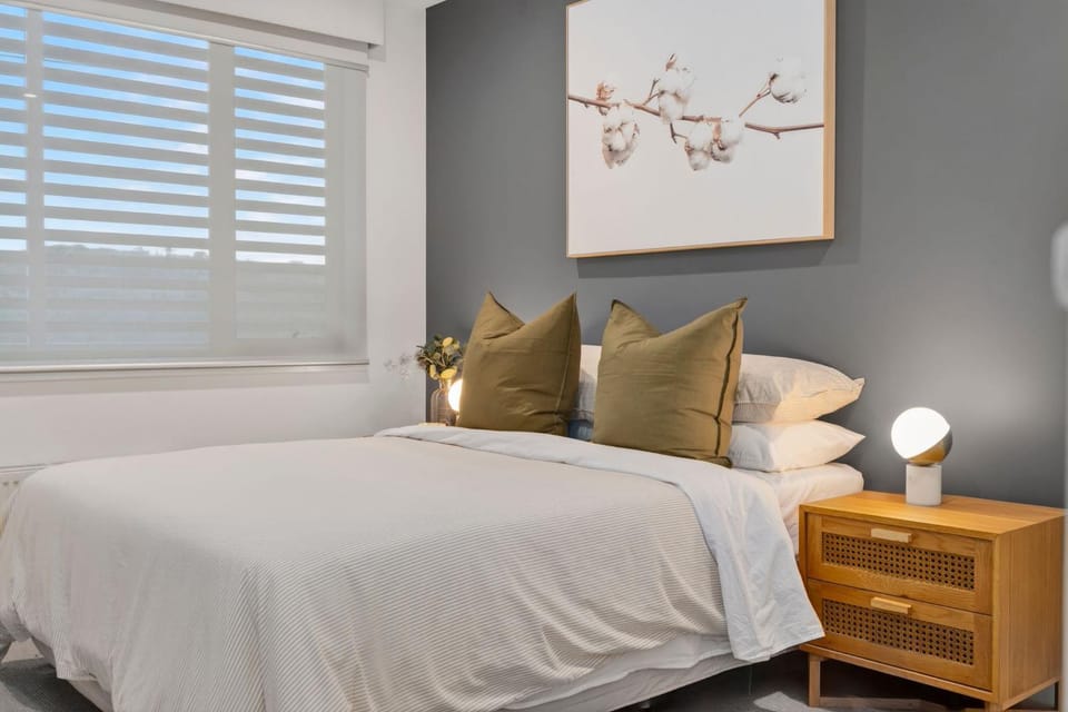 The Ebb Luxury Retreat - Just steps to the beach! House in Ocean Grove