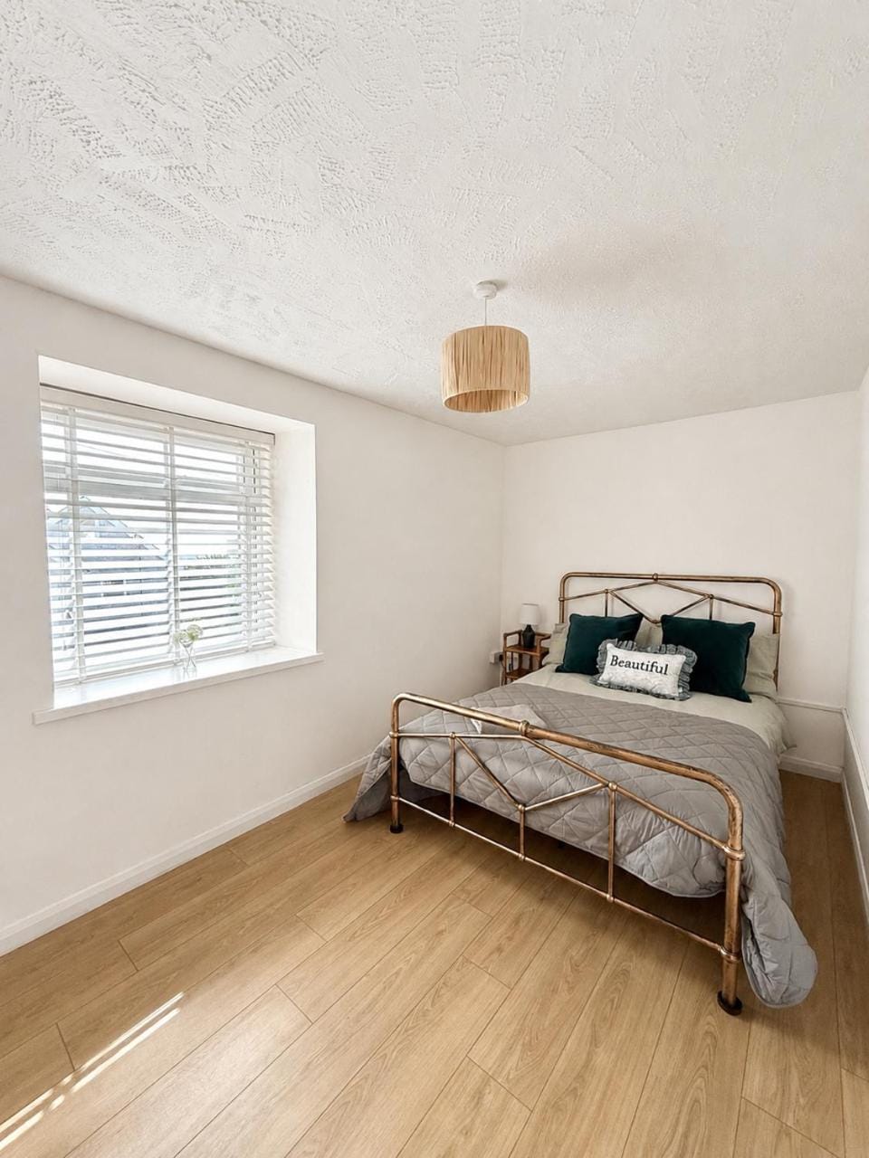 Penhriw 2 Double Bed Apartment Nebo Dogs Welcome Apartment in Wales