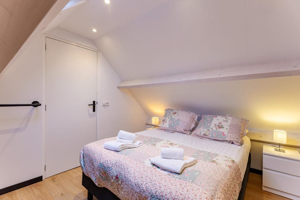 Welcome in - Lichte moderne woning met grote tuin voor 4 personen House in Vrouwenpolder