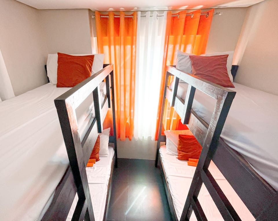Bed, Photo of the whole room, Bedroom, bunk bed