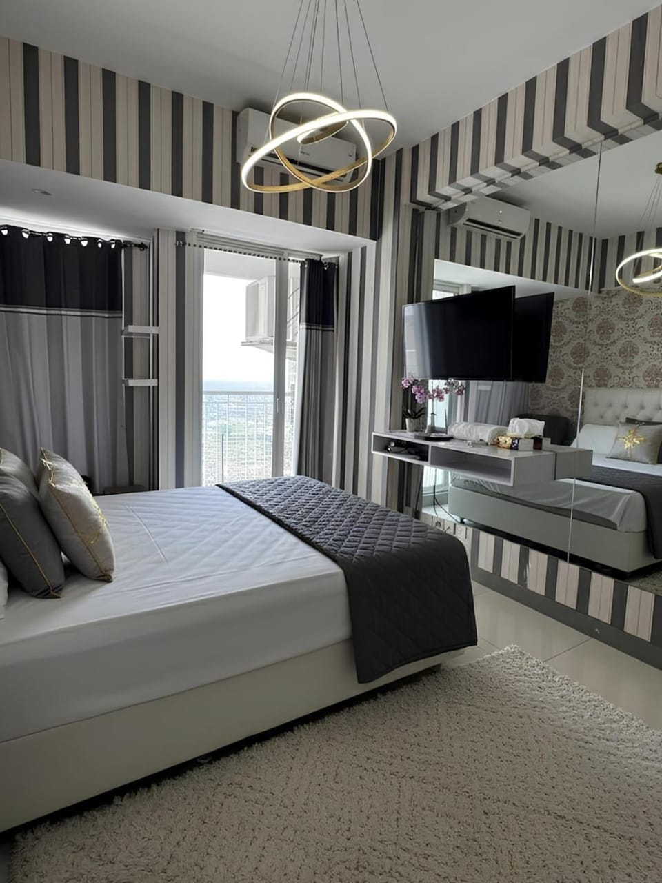 Anderson Benson Conecting Mall PTC Apartment in Surabaya