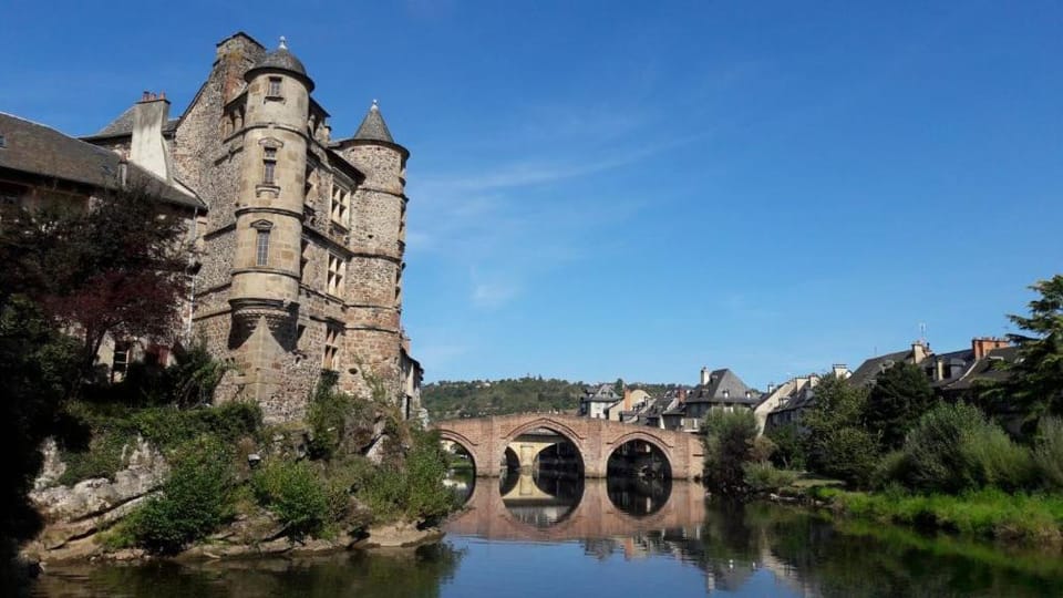 Gîte Au Fil de l'Eau House in Espalion