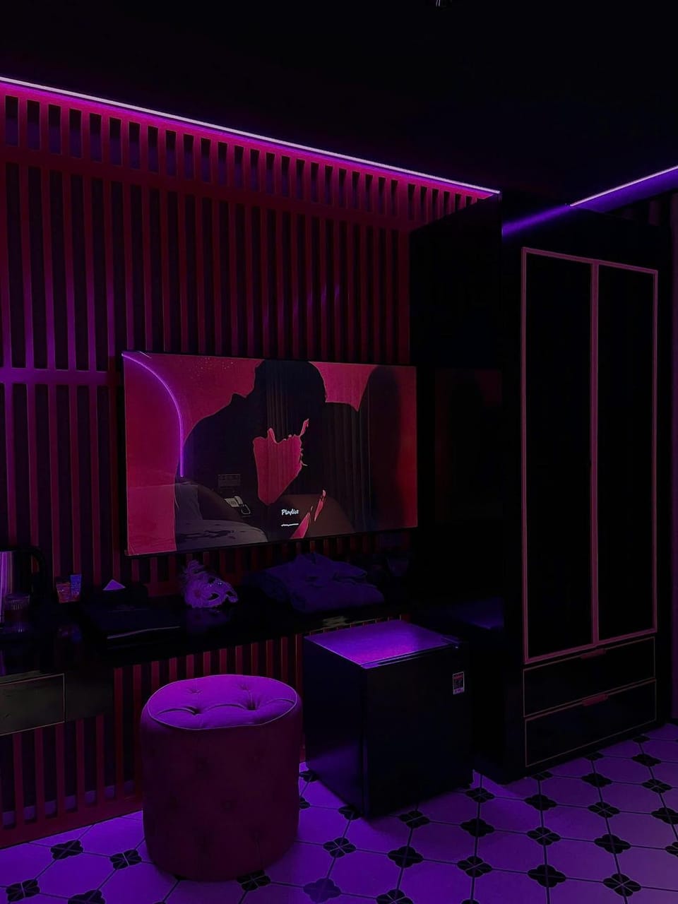 Photo of the whole room