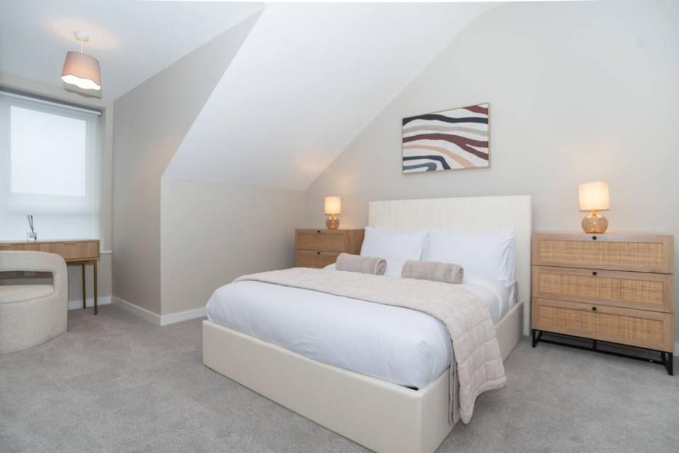 Belgrave Village, Patio, Parking & Gym Access Apartment in Birmingham