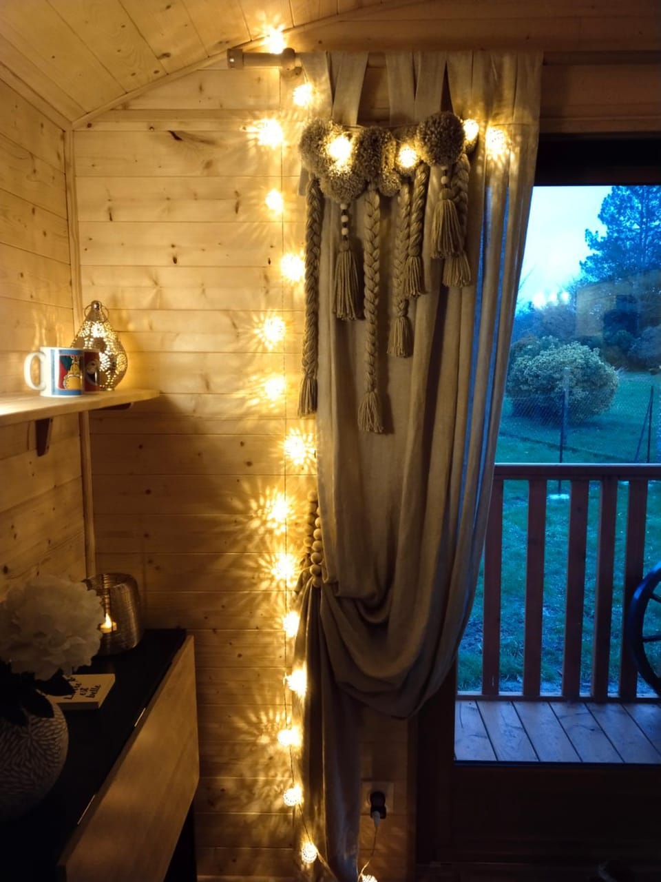 la roulotte D'elfes Luxury tent in Nouvelle-Aquitaine