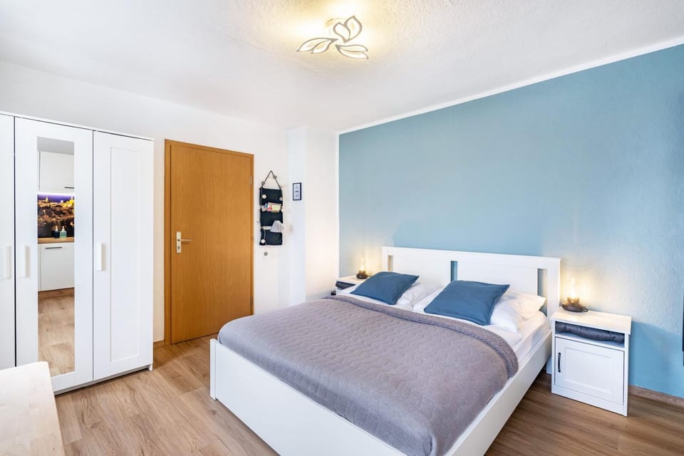Living room, Bedroom