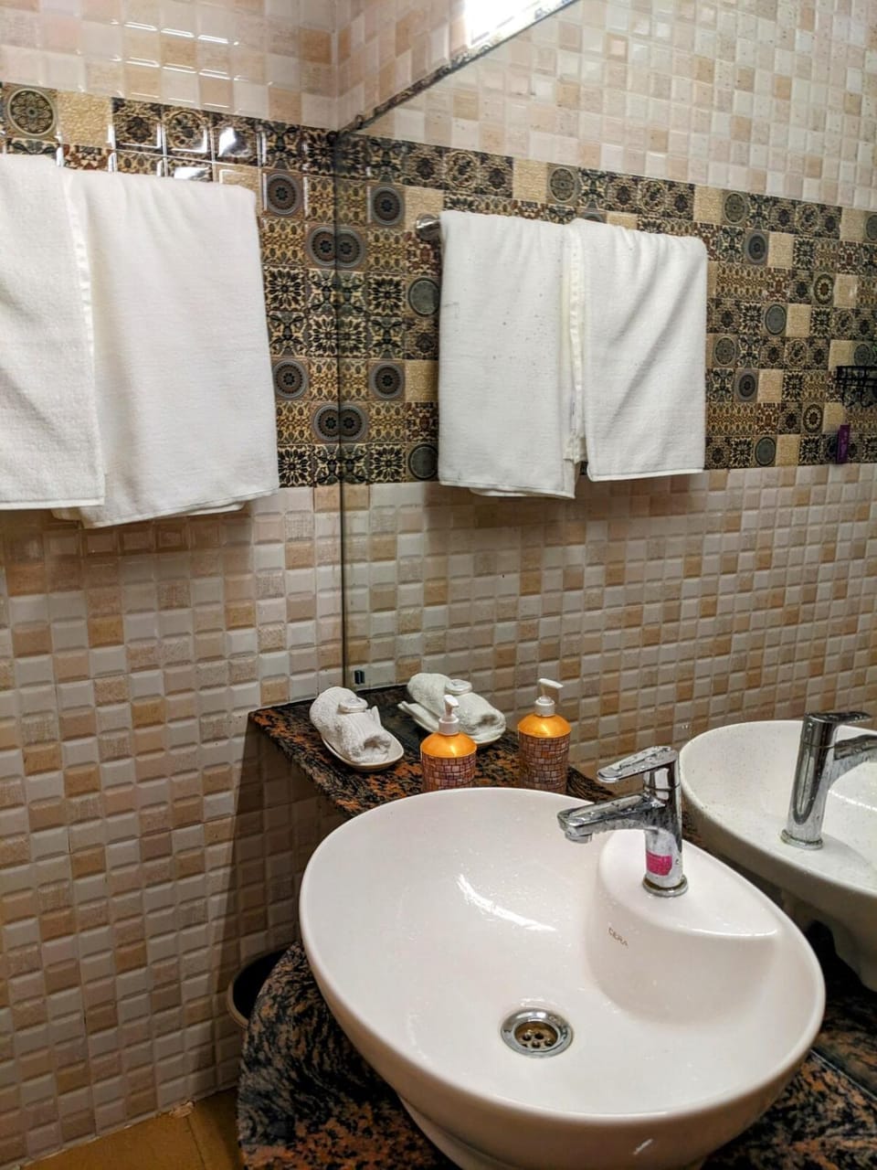 5 Min Walk to Colva Beach, Cozy 1BHK Apartment in Benaulim