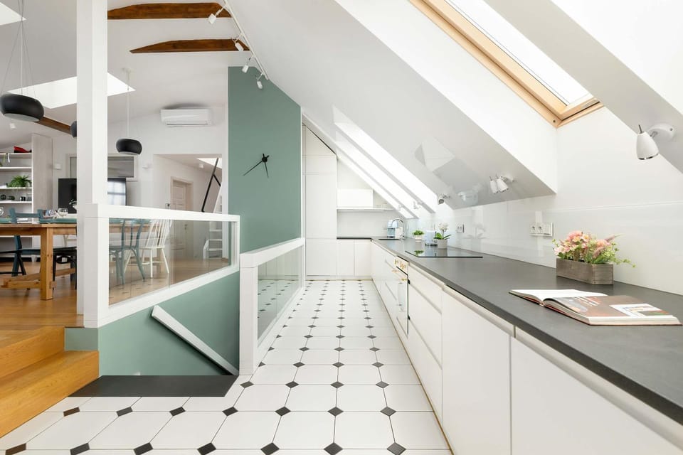 Kitchen or kitchenette