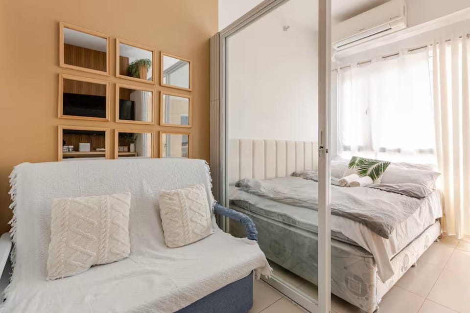 Bed, Living room, Seating area
