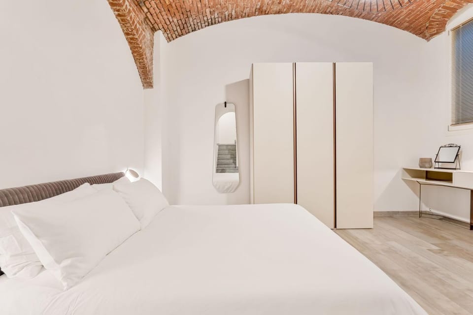 Bed, wardrobe