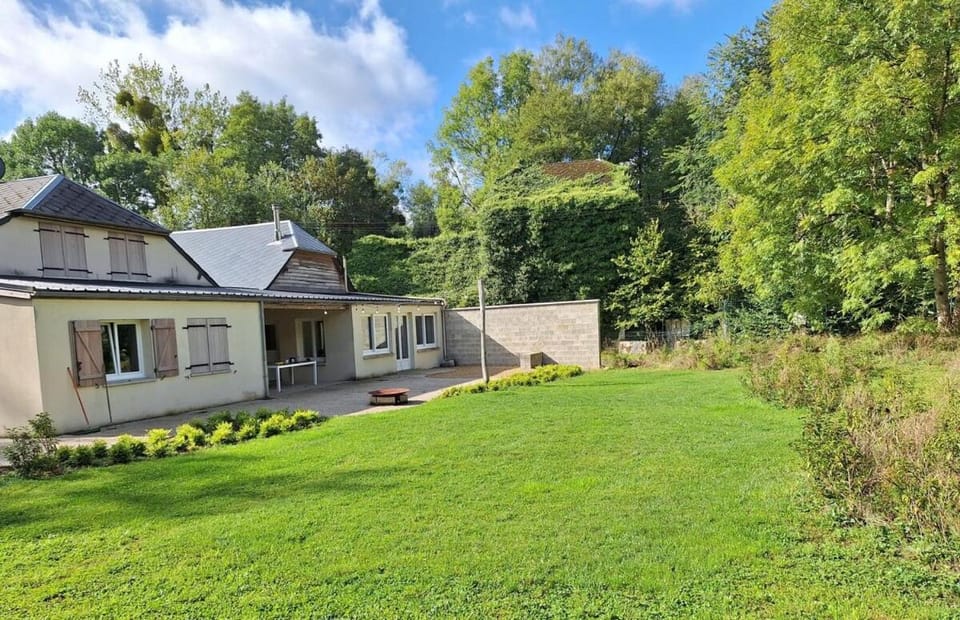 Property building, Garden