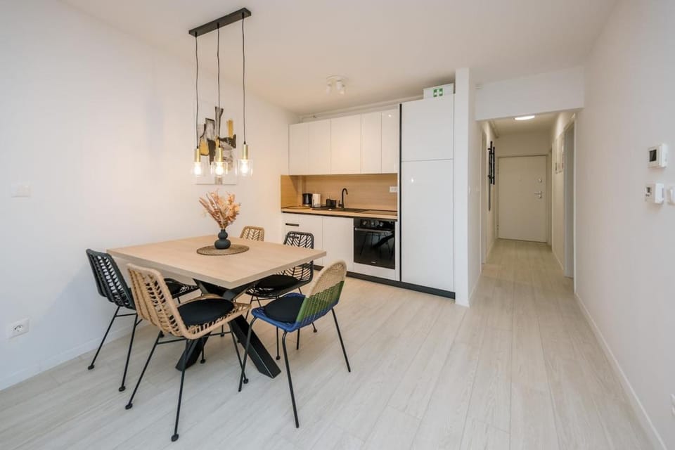 LuxStay Apartments APT1 - Private Parking, Terrace Apartment in City of Zagreb