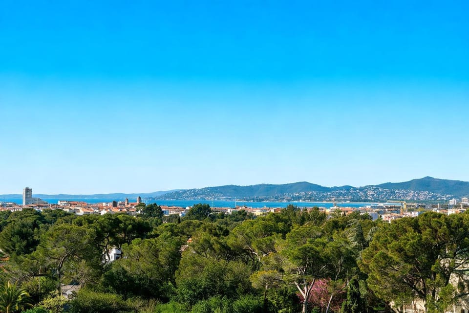 Nearby landmark, Natural landscape, City view, Mountain view, Sea view