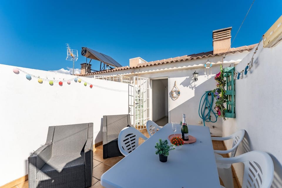 Day, Balcony/Terrace, Balcony/Terrace, Dining area