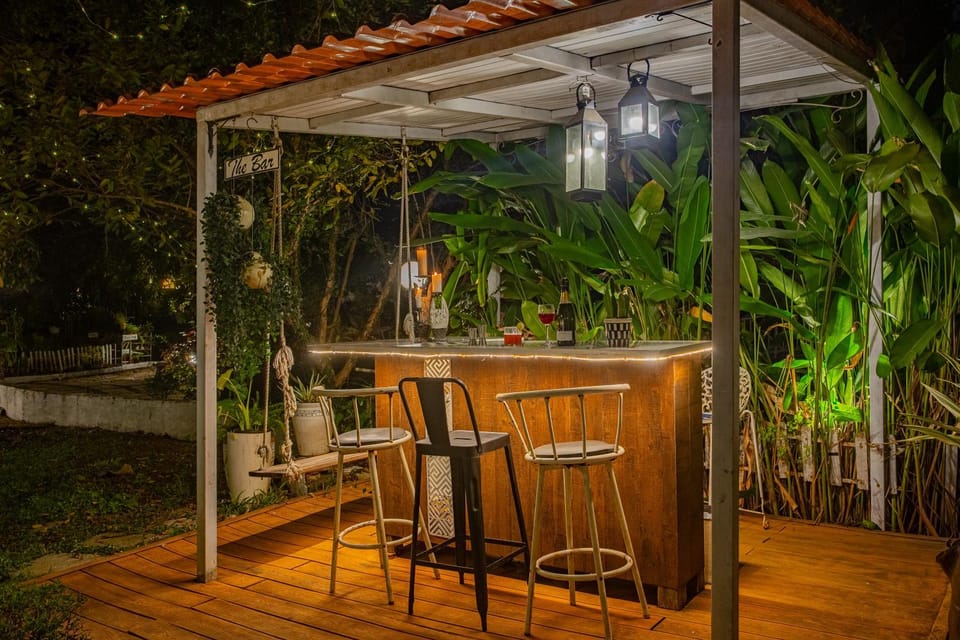 Patio, Night, Garden, Lounge or bar, Dining area, Garden view, minibar