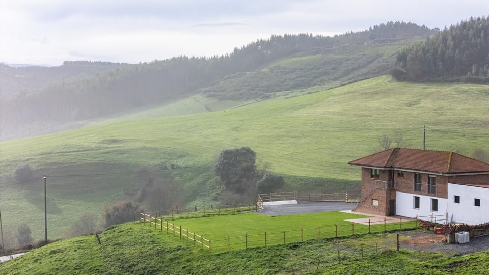 Property building, Spring, Off site, Natural landscape, Bird's eye view, Winter, Summer, Garden view, Landmark view, Mountain view, Sea view, Sea view