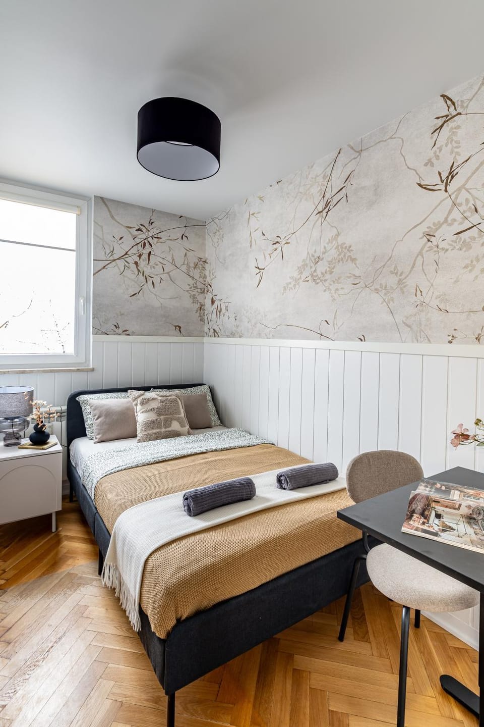 Bed, Bedroom